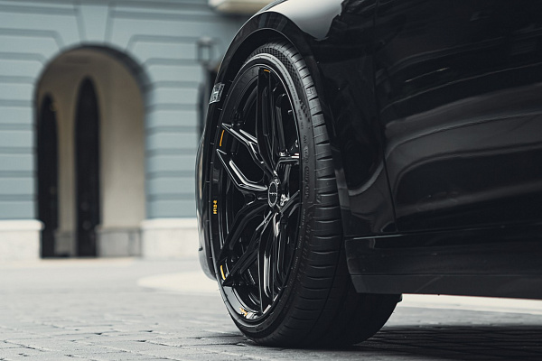 Фото дисков Brixton Forged PF12 R / RS Черный глянец на Porsche 911 VIII