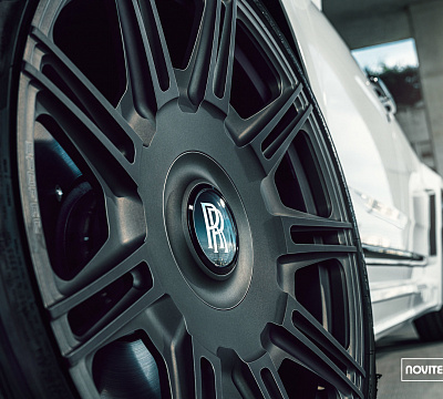 Фото дисков NOVITEC SP2 на Rolls-Royce Cullinan