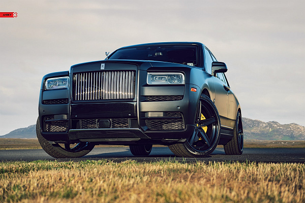 Фото дисков Anrky AN35 Черный сатин на Rolls-Royce Cullinan