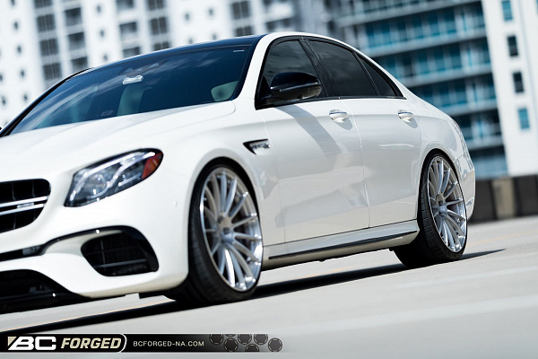 Фото дисков BC Forged RZ15 Глянцевый лак на Mercedes-Benz E-Class (W213, S213, C238)