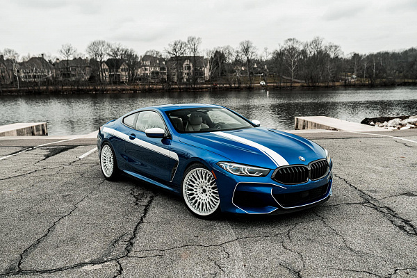 Фото дисков Brixton Forged TR20 Белый глянец на BMW 8/M8