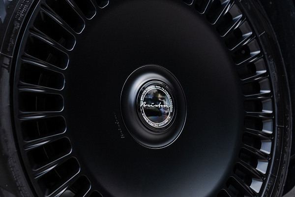 Фото дисков Brixton Forged LX16 Черный сатин на Cadillac Escalade V