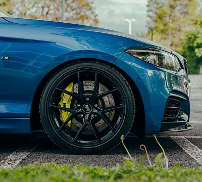 Фото дисков Bola FLE на BMW 2/M2 (F22/F87)