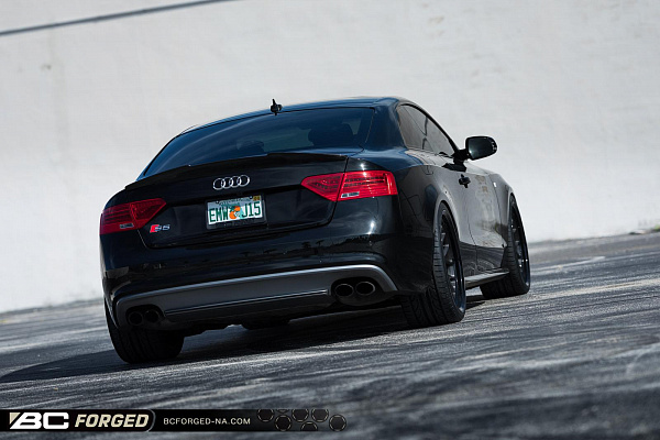 Фото дисков BC Forged LE72 // MLE72 Глянцевый темный лак на Audi A/S/RS 5 (8T)