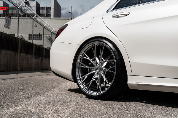 Фото дисков Anrky S1-X5 Полированный лак на Mercedes-Benz S-Class (W222, C217)