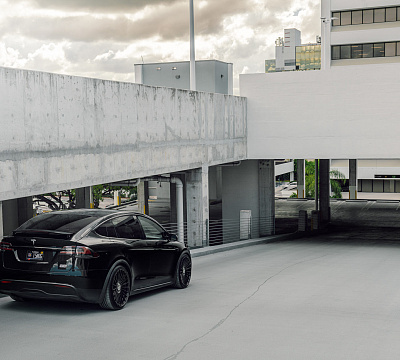 Фото дисков Vossen HF-8 на Tesla Model X