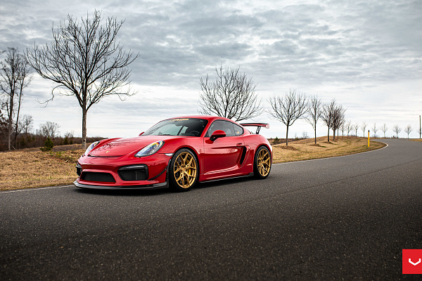 Фото дисков Vossen HF-5 Глянцевое золото на Porsche Cayman II