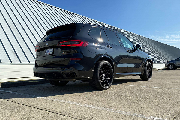 Фото дисков HRE FF10 Черный сатин на BMW X5/X5 M (F15/F85)