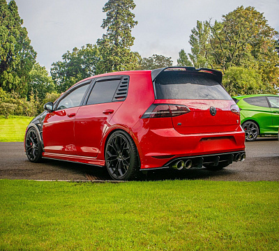 Фото дисков Bola FLF на Volkswagen Golf VII
