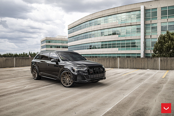 Фото дисков Vossen HF-7 Глянцевая бронза на Audi Q7 (4M)
