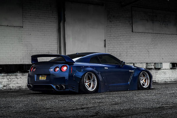Фото дисков Savini SV71 Полированный лак на Nissan GT-R