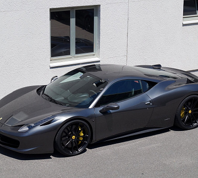 Фото дисков HRE P104 на Ferrari 458