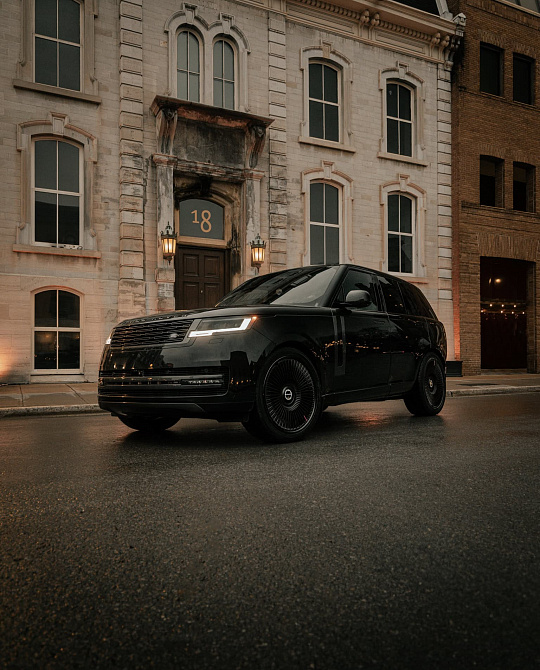 Фото дисков LX17 Черный глянец на Range Rover V