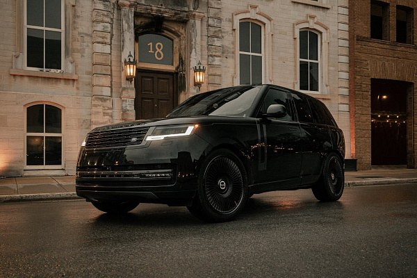 Фото дисков Brixton Forged LX17 Черный глянец на Land Rover Range Rover V