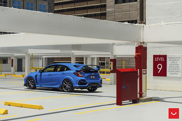 Фото дисков Vossen HF-5 Сатиновый графит на Honda Civic Type R FK8