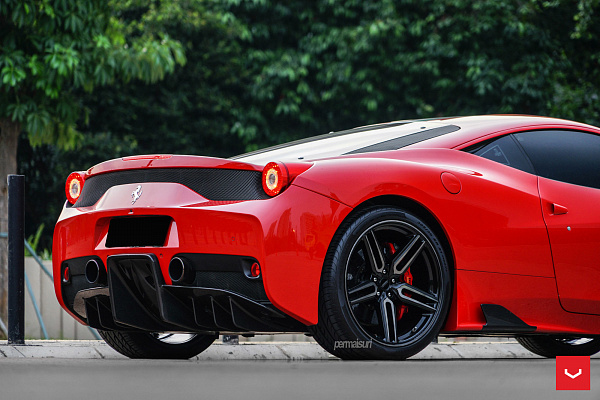 Фото дисков Vossen HF-1 Алмазная проточка на Ferrari 458