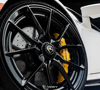 Фото дисков Anrky AN22 на Lamborghini Huracan