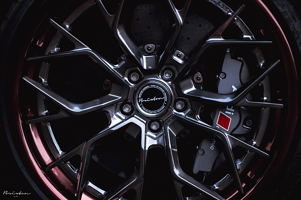 Фото дисков Brixton Forged PF10 Глянцевый темный лак на Audi R8 (4S)