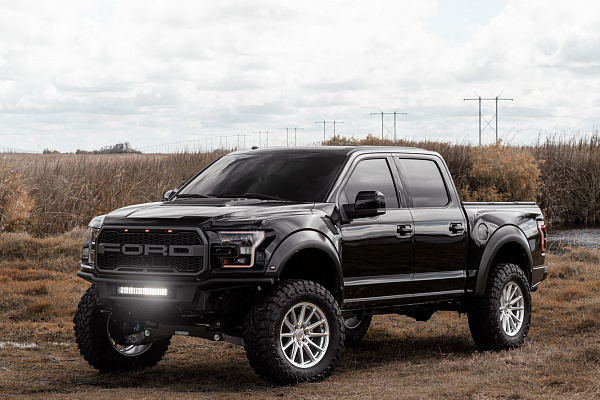 Фото дисков Vossen HF6-1 Серебро на Ford F-150 XIII