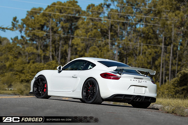Фото дисков BC Forged RZ10 Черный сатин на Porsche Cayman II