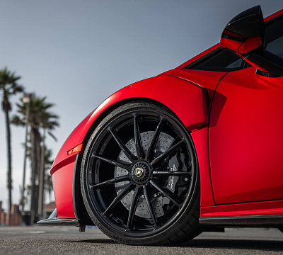 Фото дисков HRE RC103 на Lamborghini Huracan