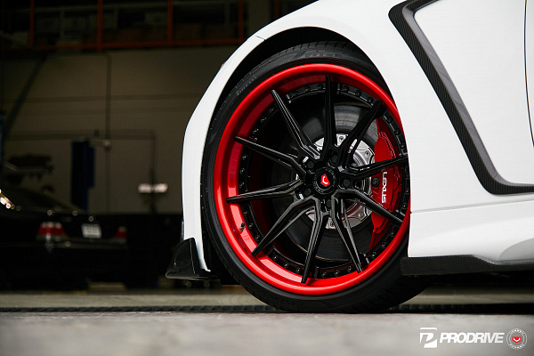 Фото дисков Vossen EVO-2R (3-Piece) Черный глянец на Lexus LC 500