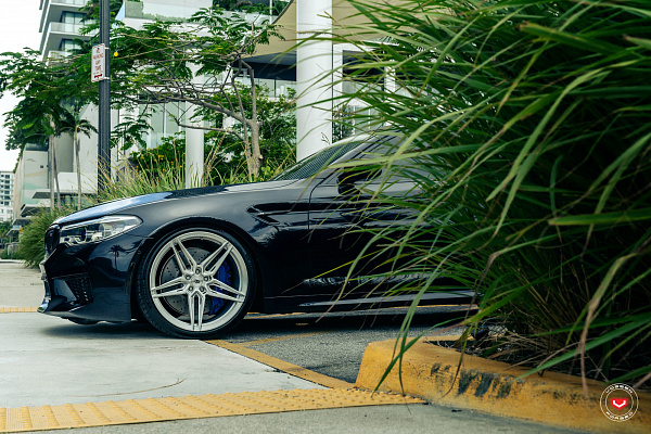Фото дисков Vossen EVO-1R Глянцевый лак на BMW 5/M5 (G30/F90)
