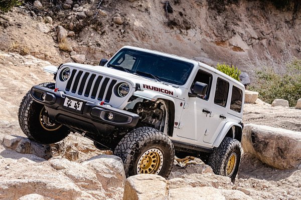 Фото дисков Black Rhino PRIMM  на Jeep Wrangler IV (JL)