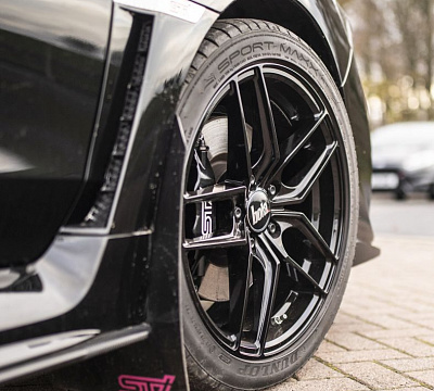 Фото дисков Bola B11 на Subaru WRX VA