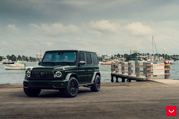 Фото дисков Vossen HFX-1 (5-Lug) Черный глянец на Mercedes-Benz G-Class III