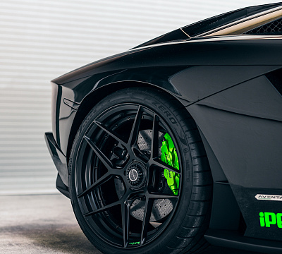 Фото дисков Brixton Forged PF7 на Lamborghini Aventador