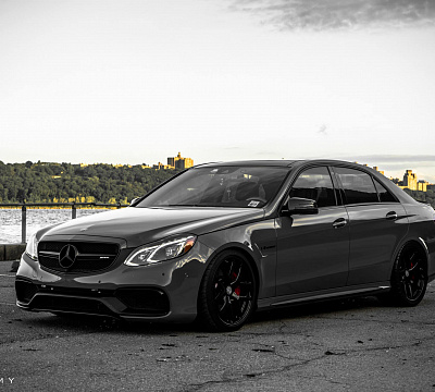 Фото дисков HRE R101 на Mercedes-Benz E-Class (W212, S212, C207)