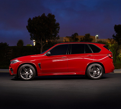 Фото дисков HRE P107 на BMW X5/X5 M (F15/F85)