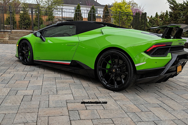 Lamborghini Huracan Performante