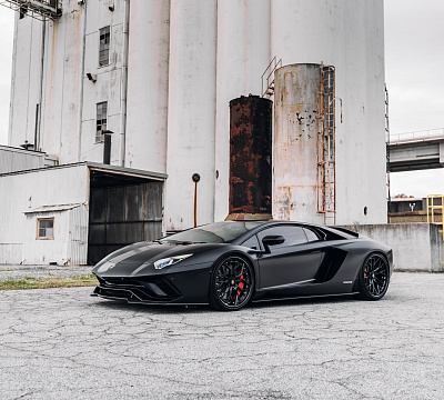 Фото дисков Brixton Forged TR05 на Lamborghini Aventador
