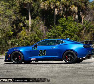 Фото дисков BC Forged RZ05 на Chevrolet Camaro VI