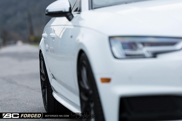 Фото дисков BC Forged RS40 Глянцевый темный лак на Audi A/S/RS 4 (B9)