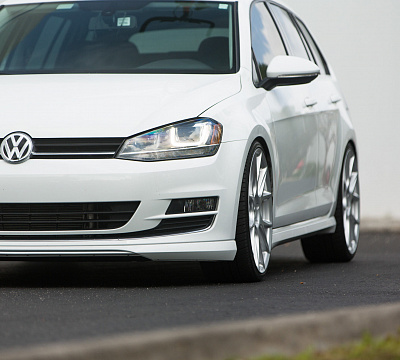 Фото дисков Vossen VFS-6 на Volkswagen Golf VII