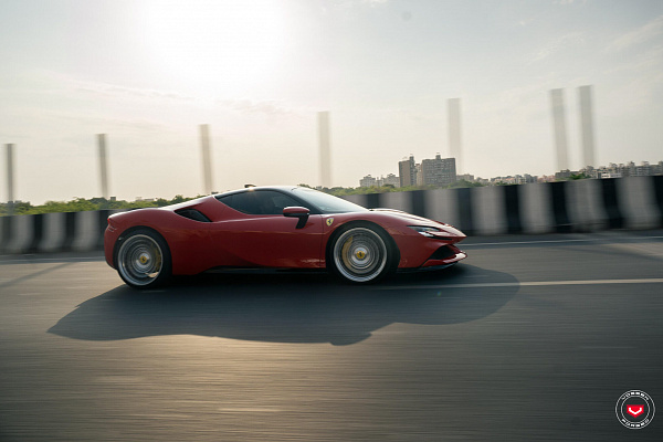 Фото дисков Vossen S21-11T Глянцевый лак на Ferrari SF90