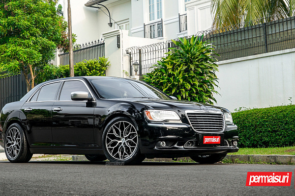 Фото дисков Vossen HF-2 Алмазная проточка на Chrysler 300 II