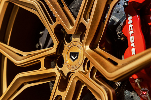 Фото дисков Vossen EVO-3R Глянцевое темное золото на McLaren 600