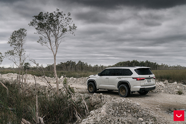 Фото дисков Vossen HFX-1 (6-Lug) Сатиновая бронза на Toyota Sequoia III