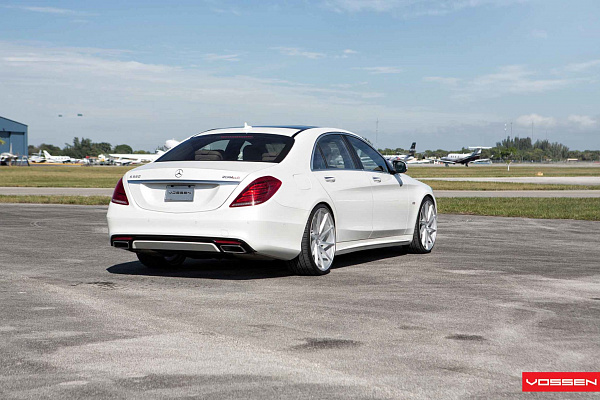 Фото дисков Vossen CVT Серебро на Mercedes-Benz S-Class (W222, C217)