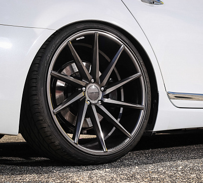 Фото дисков Vossen CVT на Lexus LS IV