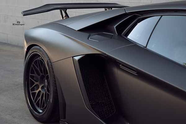 Lamborghini Aventador