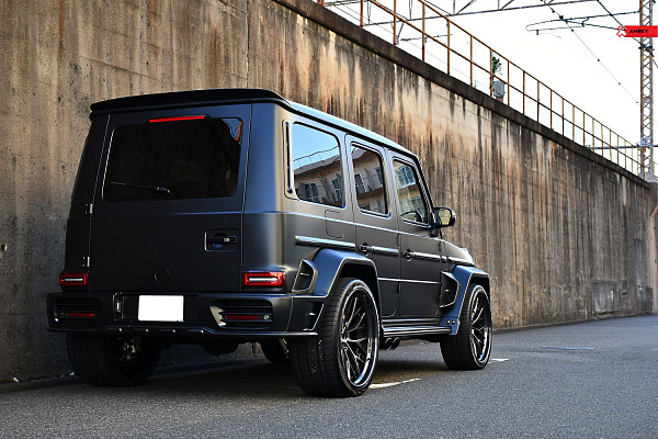 Фото дисков Anrky AN30 Глянцевый темный лак на Mercedes-Benz G-Class III