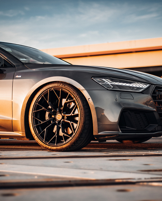 Фото дисков PF10 Черный сатин на Audi A/RS 7 (4K)