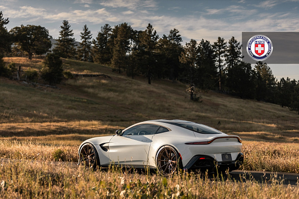 Aston Martin Vantage