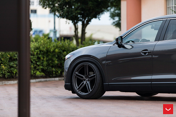 Фото дисков Vossen HF-1 Сатиновый графит на Mazda CX-9 II