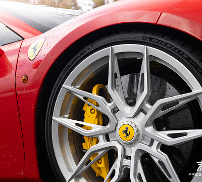 Фото дисков NOVITEC NF11 на Ferrari 488